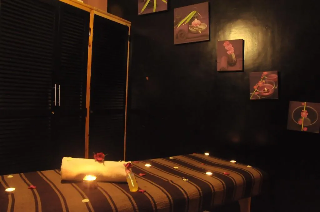 Riad La Fibule Marrakesh 3*,